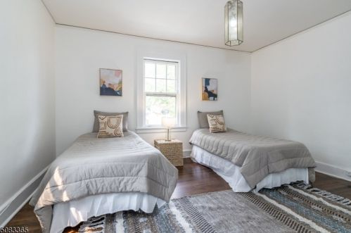 122 Midland Blvd, Maplewood NJ 07040-1809 exterior