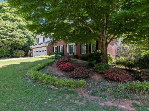 2551 Midvale Ln, Tucker, GA 30084-3216