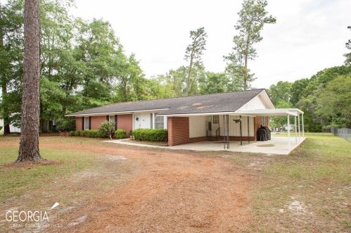 1824 Clarke Ave, Waycross, GA 31503-4948