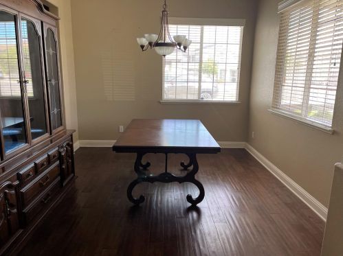 564 Old Bluff Ct, Valley Home, CA 95361-8677