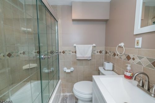 11 Appio Dr, Dover NJ  07869-2401 exterior