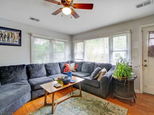 160 40th St, Irvington NJ  07111-1184 exterior