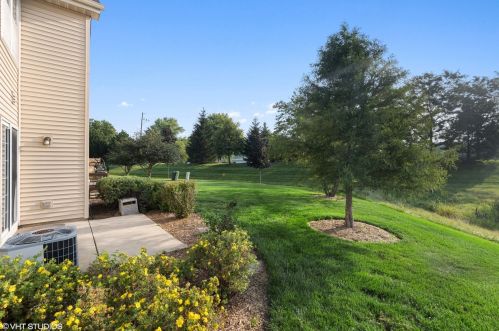 420 Lancaster Dr, Pingree Grove IL  60140-9155 exterior