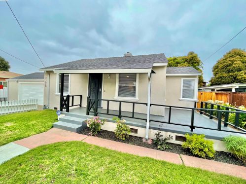 21670 Haviland Ave, Hayward, CA 94541-2447