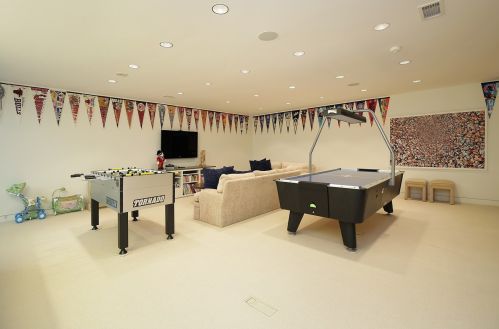 2500 Telegraph Rd, Bannockburn IL  60015-1540 exterior