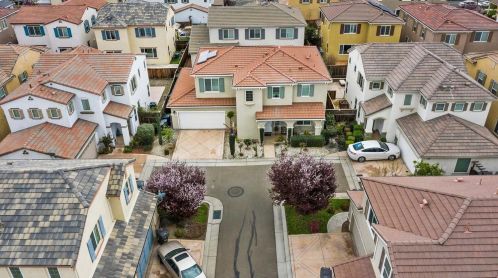 312 Portales Dr, Tracy, CA 95391-1281