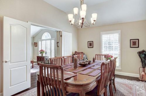 6408 Convict Hill Rd, Austin TX  78749-2348 exterior