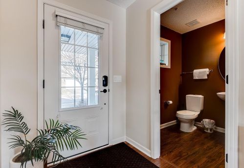 15624 60th Ave, Minneapolis, MN 55446-4581