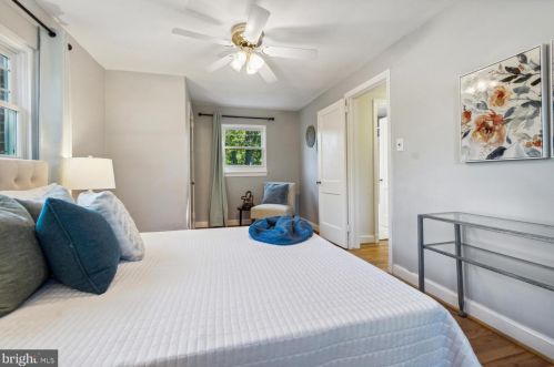 815 Davis Ave, Silver Spring MD 20912-6472 exterior