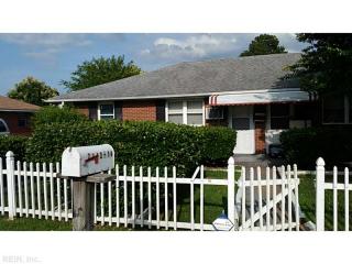2012 Flower Ln, Chesapeake, VA 23324-3808