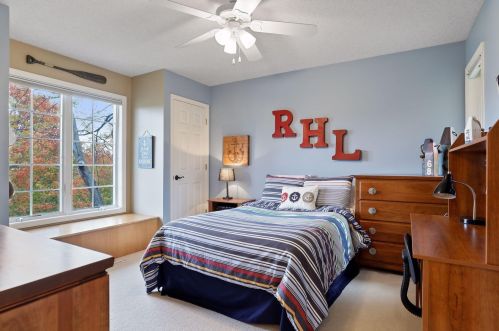 3544 Crestmoor Dr, Saint Paul MN  55125-5028 exterior