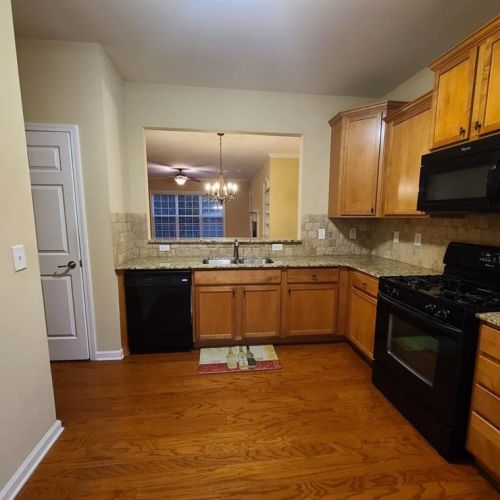 1849 Appaloosa Mill Ct, Buford GA  30519-6610 exterior