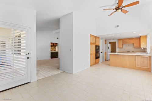 2021 Sonora Ct, Vista CA  92081-8946 exterior