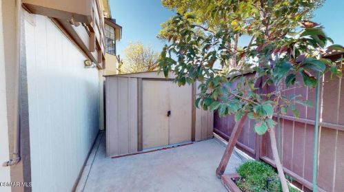 2007 Rhoda St, Simi Valley CA 93065-3539 exterior