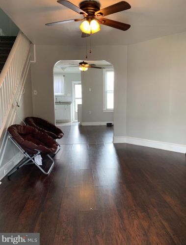 4459 Hurley St, Philadelphia, PA 19120-4526