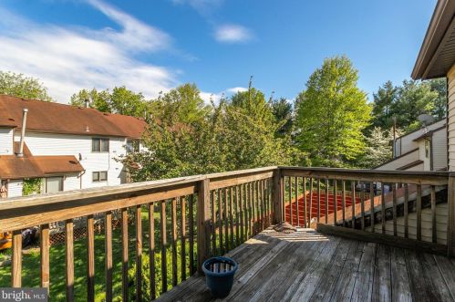 1 Boleyn Ct, Trenton NJ exterior