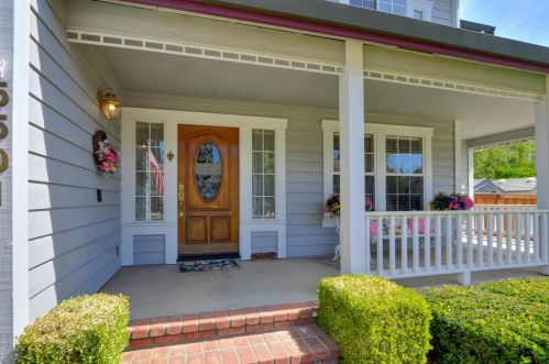 5501 Castleford Way, Elk Grove, CA 95758-4766