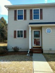 42 Colonial Rd, Georgia, VT 05454-9518