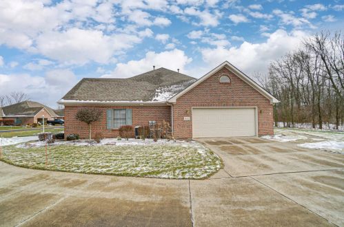 820 Brendle Trce, Springfield, OH 45503-7400