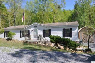 1556 Black Oak Dr, Pigeon Forge, TN 37876-9282
