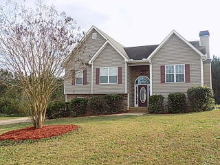 208 Polar Ln, Carrollton, GA 30117-4980