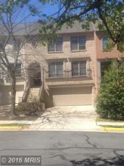 7738 Rockledge Ct, Springfield VA  22152-3853 exterior