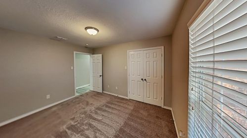 8129 Hulen Park Cir, Fort Worth TX  76123-1422 exterior