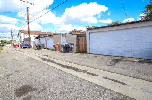 925 Emily St, Anaheim CA  92805-1910 exterior