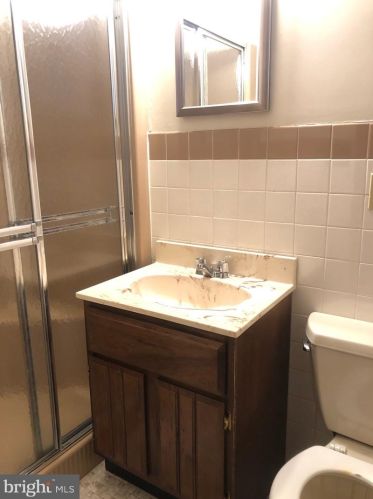 20 Apollo Dr, Trenton NJ  08620-1004 exterior