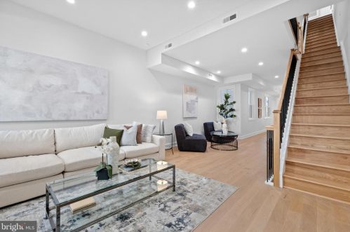 541 22nd St, Philadelphia PA  19130-3130 exterior