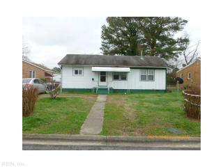 733 Bold St, Portsmouth, VA 23701-3901