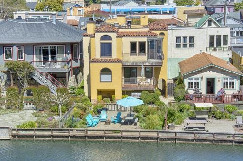 327 Riverview Ave, Capitola, CA 95010-3234
