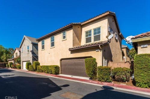 1869 Flint Ct, Riverside, CA 92501-4317