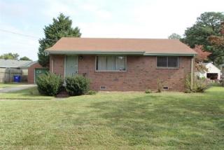 302 Sequoia Rd, Portsmouth, VA 23701-1426