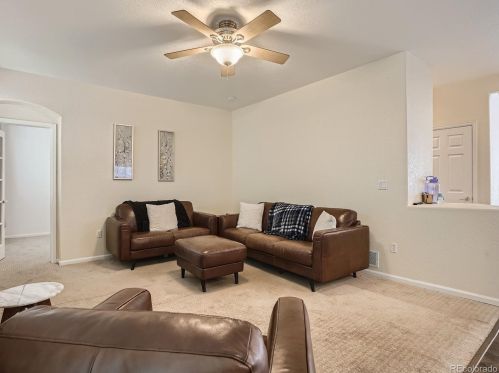 21738 Mansfield Pl, Aurora CO  80018-3058 exterior