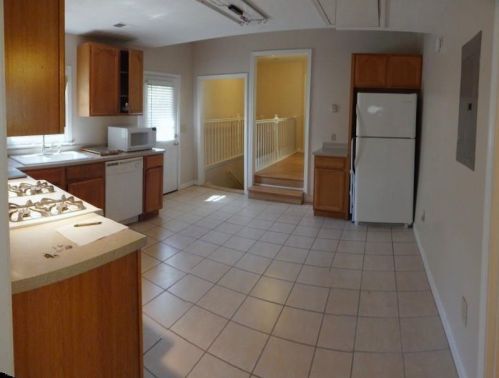2517 Edwards Dr, Atlanta GA  30318-1110 exterior