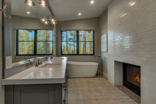 377 James Mciver, Truckee CA  96161-5176 exterior