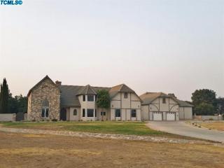 13496 El Nogal Ave, Visalia, CA 93292-9388
