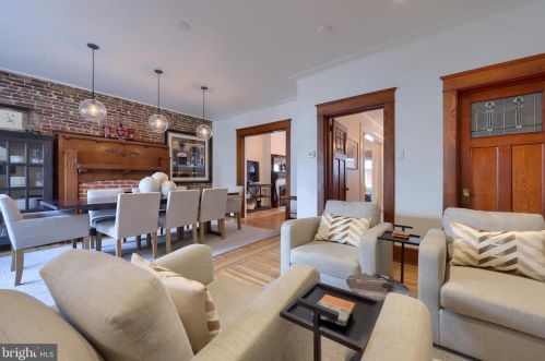 620 Pine St, Lancaster PA  17603-2824 exterior