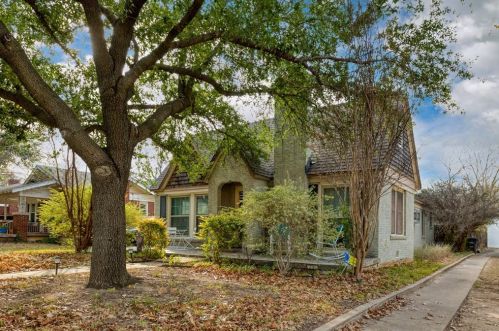 2524 Wabash Ave, Fort Worth TX  76109-1361 exterior