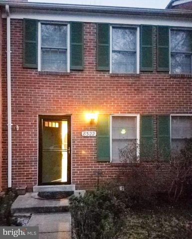 8322 Uxbridge Ct, Springfield, VA 22151-1721