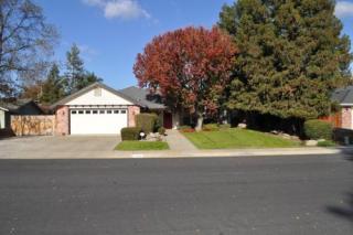 1006 Cambridge Ave, Visalia, CA 93277-4621