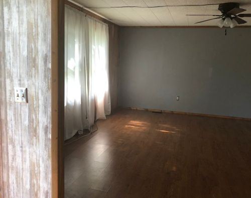 518 Railroad St, Arrington, IL 62886