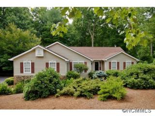 25 Foxmoor Ct, Etowah, NC 28729-9749