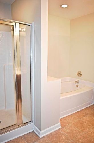 424 Fernbay Dr, Atlanta GA  30331-8956 exterior