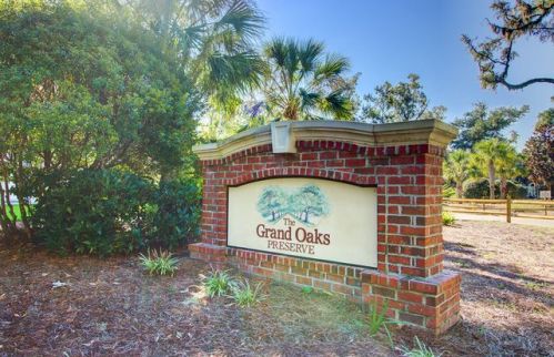 108 Chestnut Oaks Ct, Ladson, SC 29456-5007