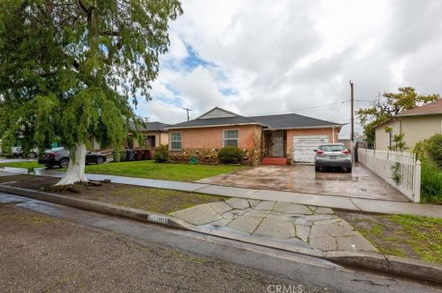 1805 Reeve St, Compton, CA 90220-4249