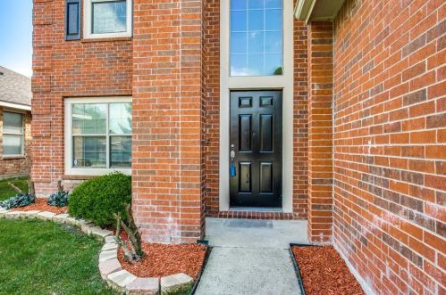 9885 Willowick Ave, Fort Worth TX  76108-4810 exterior