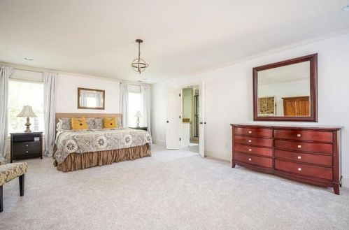 4437 Carmain Dr, Atlanta GA  30342-3503 exterior