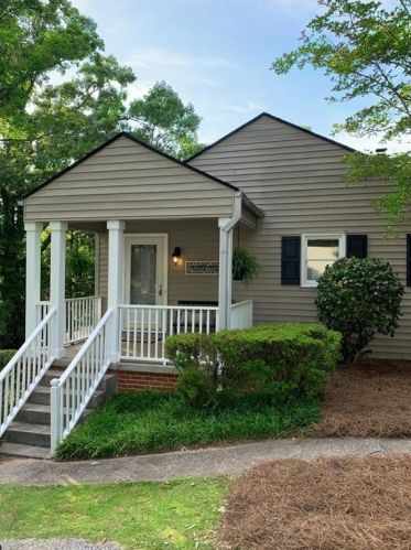 1330 Longview Dr, Gainesville, GA 30501-2245